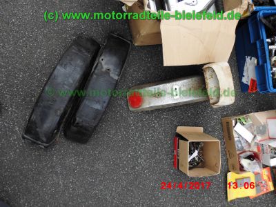 Yamaha_RD200MX_1E8_Teile_Ersatzteile_spare-parts_repuestos_ricambi_-_wie_CS_RX_DT_RD_RS_50_80_100_125_200_M_MX_2R6_1E7_2R7_5G1_12N_1Y8_CS3_CS5-12.jpg