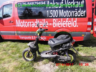 MBK_Booster_50_NG_4VA_gelb_Typ_45B_Mofa-Roller_Teile_Ersatzteile_spare-parts_–_wie_4BX_SA05_Yamaha_CW50RS_BWs_BW_Bump_Spy_50-1.jpg