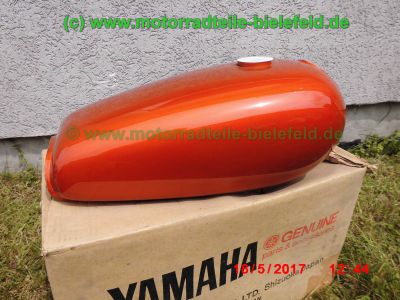 Yamaha_AS3_CS3_CS5_RD125_RD200_RD250_2x_original_NOS_Tank_reservoir_398-24110_39824110-11.jpg