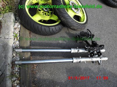 Triumph_Tiger_900_T400_Super-Moto-Umbau_Gabel_Vorderrad_Hinterrad_-_Teile_Ersatzteile_parts_spares_spare-parts_ricambi_repuestos_wie_T300_Trident_Sprint_Daytona_Trophy_900-45.jpg