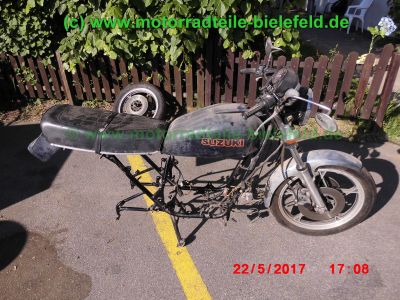 Suzuki_GS550E_4-Zylinder_Oldtimer_original_Auspuff_DGM32575S_Mikuni_Kogyo_Vergaser_Motor_Teile_Ersatzteile_parts_spares_spare-parts_ricambi_repuestos_wie_GS550D_GS750E-104.jpg