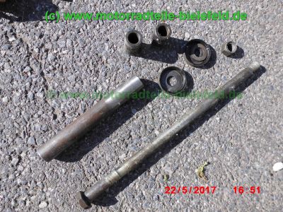 Suzuki_GS550E_4-Zylinder_Oldtimer_original_Auspuff_DGM32575S_Mikuni_Kogyo_Vergaser_Motor_Teile_Ersatzteile_parts_spares_spare-parts_ricambi_repuestos_wie_GS550D_GS750E-18.jpg