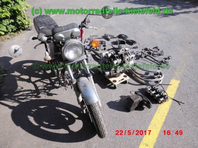 Suzuki_GS550E_4-Zylinder_Oldtimer_original_Auspuff_DGM32575S_Mikuni_Kogyo_Vergaser_Motor_Teile_Ersatzteile_parts_spares_spare-parts_ricambi_repuestos_wie_GS550D_GS750E-4.jpg