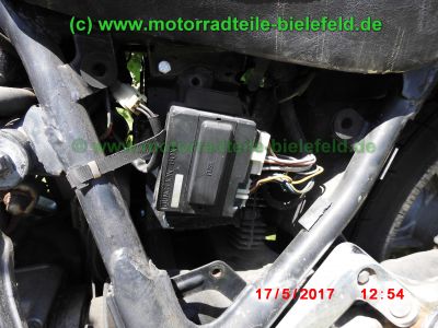 Kawasaki_VN750_Vulcan_V2-Chopper_erst_25tkm_65PS_vorverlegte_Fussrastenanlage_B1-210_Sissy-Bar_-27.jpg