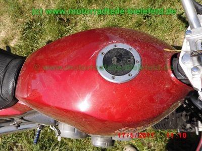Kawasaki_ZR550B_Zephyr_rot_Gepaecktraeger_HAGON_Federbeine_48PS_Drosselung_Alpha-Technik-22.jpg