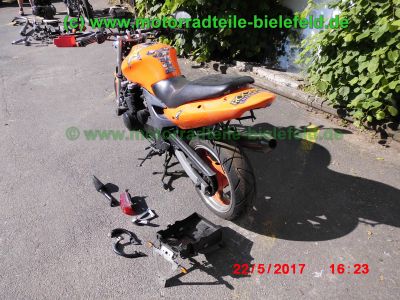 Kawasaki_ZR-7_ZR7_S_ZR750F_48PS_u_76PS_orange_Streetfighter_Superbike-Lenker_Doppel-Scheinwerfer_KOSO-Tacho_Sport-Auspuff_TAKKONI_mit_dB-Killer_Magura_Bremse-4.jpg