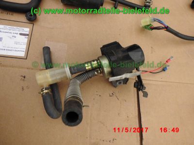 Kawasaki_ZX-9R_Ninja_ZX900E_schwarz_zerlegt_Restteile_Motor_engine_-_Teile_Ersatzteile_parts_spares_spare-parts_ricambi_wie_ZX9R_ZX900_C_D_F-153.jpg