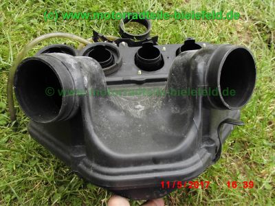 Kawasaki_ZX-9R_Ninja_ZX900E_schwarz_zerlegt_Restteile_Motor_engine_-_Teile_Ersatzteile_parts_spares_spare-parts_ricambi_wie_ZX9R_ZX900_C_D_F-86.jpg