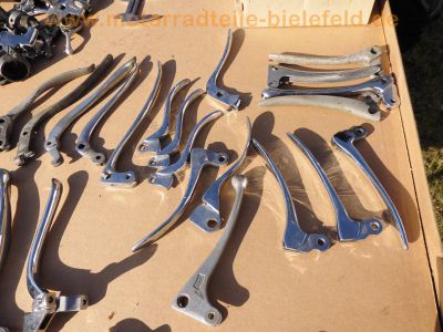 Oldtimer_Veteranen_Karton_1_-_Hebel_Griffe_Kleinteile_195.jpg