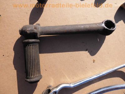 Oldtimer_Veteranen_Karton_1_-_Hebel_Griffe_Kleinteile_220.jpg