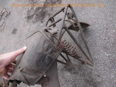 Oldtimer_Veteranen_Rahmen_Gabel_Fender_Kotflügel_Anbauteile_94.jpg