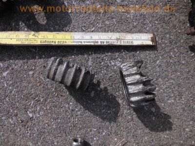 Oldtimer_Veteranen_Auspuff-Anlagen_exhaust_muffler_pipes_58.jpg