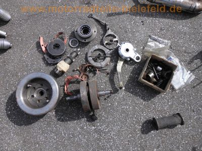 Oldtimer_Veteranen_Motor-Teile_engine_spares_spare-parts_1_.jpg