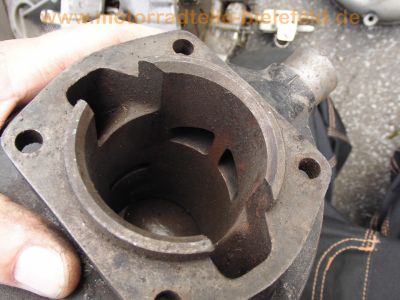 Oldtimer_Veteranen_Motor-Teile_engine_spares_spare-parts_225_.jpg