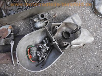 Oldtimer_Veteranen_Motor-Teile_engine_spares_spare-parts_236_.jpg