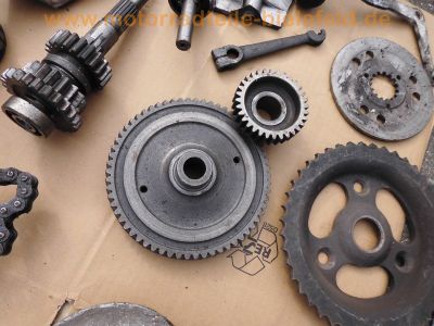 Oldtimer_Veteranen_Motor-Teile_engine_spares_spare-parts_253_.jpg