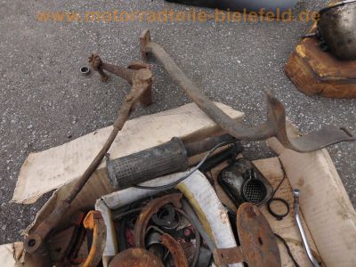 Oldtimer_Veteranen_Motor-Teile_engine_spares_spare-parts_28_.jpg