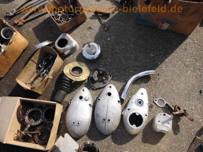 Oldtimer_Veteranen_Motor-Teile_engine_spares_spare-parts_86_.jpg