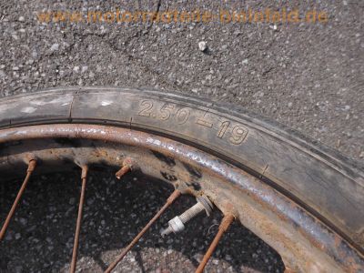 Oldtimer_Veteranen_Räder_Reifen_Felgen_wheels_Tires_rims_115.jpg