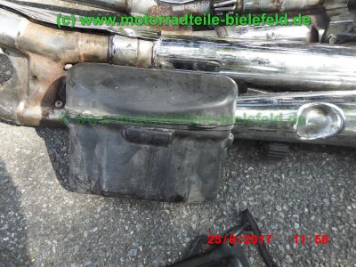 Honda_CB750KZ_RC01_EZ79_blau_teilzerlegt_original_4-4_Auspuff_Sankei_2043_-_Teile_Ersatzteile_parts_spares_spare-parts_ricambi_repuestos_wie_CB_750_900_KZ_F_F2_Boldor_RC04_SC01_SC09-100.jpg