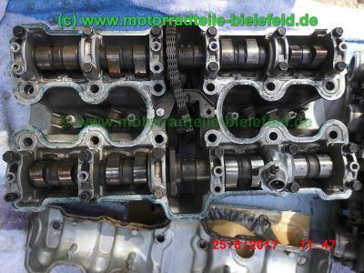 Honda_CB750KZ_RC01_EZ79_blau_teilzerlegt_original_4-4_Auspuff_Sankei_2043_-_Teile_Ersatzteile_parts_spares_spare-parts_ricambi_repuestos_wie_CB_750_900_KZ_F_F2_Boldor_RC04_SC01_SC09-40.jpg