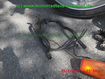 Honda_CB750KZ_RC01_EZ79_blau_teilzerlegt_original_4-4_Auspuff_Sankei_2043_-_Teile_Ersatzteile_parts_spares_spare-parts_ricambi_repuestos_wie_CB_750_900_KZ_F_F2_Boldor_RC04_SC01_SC09-67.jpg
