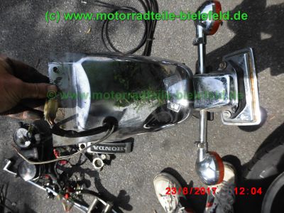 Honda_CB650C_RC05_schwarz_zerlegt_4-1_Auspuff_BSM_A96_6_CD1_1025_Motor_RC03E_-_Teile_Ersatzteile_parts_spares_spare-parts_ricambi_repuestos_wie_CB_650_C_RC03_RC08-101.jpg