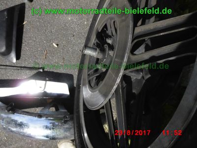 Honda_CB650C_RC05_schwarz_zerlegt_4-1_Auspuff_BSM_A96_6_CD1_1025_Motor_RC03E_-_Teile_Ersatzteile_parts_spares_spare-parts_ricambi_repuestos_wie_CB_650_C_RC03_RC08-20.jpg