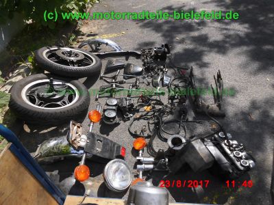 Honda_CB650C_RC05_schwarz_zerlegt_4-1_Auspuff_BSM_A96_6_CD1_1025_Motor_RC03E_-_Teile_Ersatzteile_parts_spares_spare-parts_ricambi_repuestos_wie_CB_650_C_RC03_RC08-4.jpg