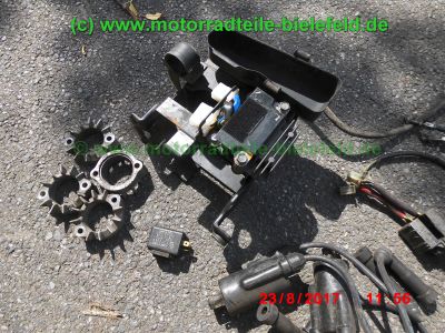Honda_CB650C_RC05_schwarz_zerlegt_4-1_Auspuff_BSM_A96_6_CD1_1025_Motor_RC03E_-_Teile_Ersatzteile_parts_spares_spare-parts_ricambi_repuestos_wie_CB_650_C_RC03_RC08-44.jpg