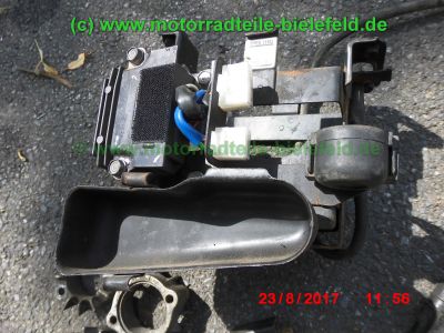 Honda_CB650C_RC05_schwarz_zerlegt_4-1_Auspuff_BSM_A96_6_CD1_1025_Motor_RC03E_-_Teile_Ersatzteile_parts_spares_spare-parts_ricambi_repuestos_wie_CB_650_C_RC03_RC08-48.jpg