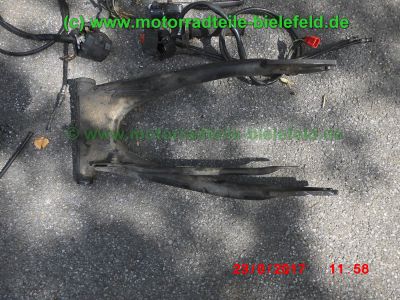 Honda_CB650C_RC05_schwarz_zerlegt_4-1_Auspuff_BSM_A96_6_CD1_1025_Motor_RC03E_-_Teile_Ersatzteile_parts_spares_spare-parts_ricambi_repuestos_wie_CB_650_C_RC03_RC08-61.jpg