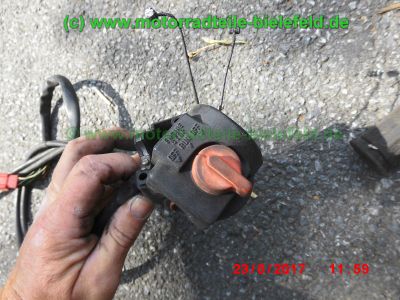 Honda_CB650C_RC05_schwarz_zerlegt_4-1_Auspuff_BSM_A96_6_CD1_1025_Motor_RC03E_-_Teile_Ersatzteile_parts_spares_spare-parts_ricambi_repuestos_wie_CB_650_C_RC03_RC08-67.jpg