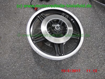 Honda_CB650C_RC05_HH_creme-bordeaux_zerlegt_Sturzbuegel_crash-bars_-_Teile_Ersatzteile_parts_spares_spare-parts_ricambi_repuestos_wie_CB_650_C_RC03_RC08-27.jpg