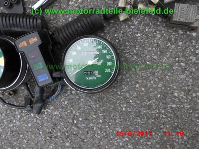 Honda_CB650C_RC05_HH_creme-bordeaux_zerlegt_Sturzbuegel_crash-bars_-_Teile_Ersatzteile_parts_spares_spare-parts_ricambi_repuestos_wie_CB_650_C_RC03_RC08-45.jpg