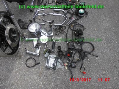 Honda_CB650C_RC05_HH_creme-bordeaux_zerlegt_Sturzbuegel_crash-bars_-_Teile_Ersatzteile_parts_spares_spare-parts_ricambi_repuestos_wie_CB_650_C_RC03_RC08-6.jpg