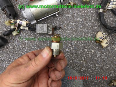 Honda_CB650C_RC05_HH_creme-bordeaux_zerlegt_Sturzbuegel_crash-bars_-_Teile_Ersatzteile_parts_spares_spare-parts_ricambi_repuestos_wie_CB_650_C_RC03_RC08-61.jpg