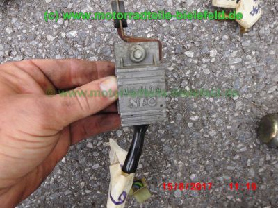 Honda_CB650C_RC05_HH_creme-bordeaux_zerlegt_Sturzbuegel_crash-bars_-_Teile_Ersatzteile_parts_spares_spare-parts_ricambi_repuestos_wie_CB_650_C_RC03_RC08-64.jpg