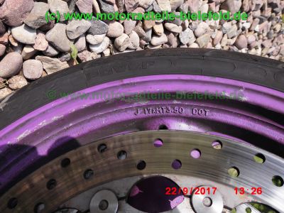 Yamaha_FZR1000_3GM_EXUP_schwarz-lila_144PS_2Hd_HU_06-2019_USD-Gabel_gepflegt_unverbastelt_–_wie_3LE_3LF_3LK-36.jpg