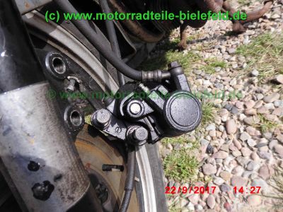 Yamaha_XJ550_4V8_rot_Oldtimer_original_Schuh_Gepaecktraeger_Koffertraeger_Halbschalen-Verkleidung_Windschild_Sturzbuegel_Teile_Ersatzteile_parts_spares_spare-parts_ricambi_repuestos-29.jpg