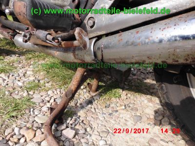 Yamaha_XJ550_4V8_rot_Oldtimer_original_Schuh_Gepaecktraeger_Koffertraeger_Halbschalen-Verkleidung_Windschild_Sturzbuegel_Teile_Ersatzteile_parts_spares_spare-parts_ricambi_repuestos-48.jpg