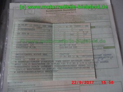 Kawasaki_GPZ305_Airbrush_EX305B_EZ87_Belt-Drive_Riemen-Antrieb_Hashiru-Auspuff_2-2_Hepco-Becker_Gepaecktraeger_Koffertraeger_–_wie_ER_EX_Z_250_305_A_B_GP-70.jpg