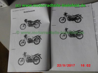 Kawasaki_GPZ305_Airbrush_EX305B_EZ87_Belt-Drive_Riemen-Antrieb_Hashiru-Auspuff_2-2_Hepco-Becker_Gepaecktraeger_Koffertraeger_–_wie_ER_EX_Z_250_305_A_B_GP-74.jpg