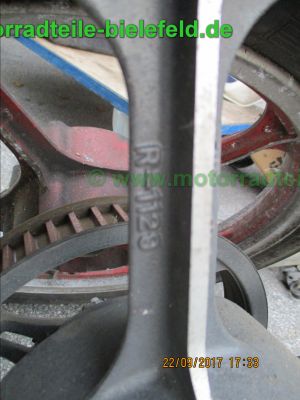 Kawasaki_GPZ305_EX305_2x_Motor_Auspuff_CDI_Vergaser_Tank_uvm_-_Teile_Ersatzteile_parts_spares_spare-parts_ricambi_repuestos_wie_ER_EX_Z_250_305_A_B_GP-50.jpg