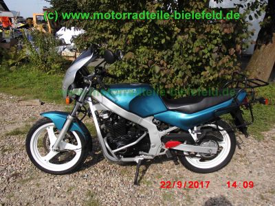 Suzuki_GS500E_GM51B_gruen_46PS_16tkm_tiefer_gelegt_GIVI_Halbschalen_-Verkleidung_Sturzbuegel_Hepco-Becker_Gepaecktraeger_Koffertraeger_Motor_M502_sehr_gepflegt-28.jpg