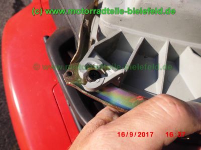 Honda_PC800_Pacific_Coast_RC34_rot_Sturz_V2-Tourer_GIVI_Gepaecktraeger_Teile_Ersatzteile_parts_spares_spare-parts_ricambi_repuestos-180.jpg
