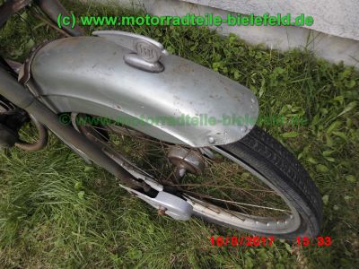 Rabeneick_Binetta_50_Oldtimer_Mofa_Moped_1955_seit_1963_ausser_Betrieb_-_mit_Zuendapp_Motor_25-5_wie_Combinette_404_405_406-60.jpg