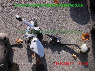Yamaha_FZS600_Fazer_RJ02_rot_zerlegt_-_Ersatzteile_Teile_parts_spares_spare-parts_ricambi_repuestos_wie_FZ1_FZ6_FZR600R_YZF600R-197.jpg