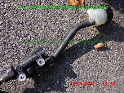 Yamaha_FZS600_Fazer_RJ02_rot_zerlegt_-_Ersatzteile_Teile_parts_spares_spare-parts_ricambi_repuestos_wie_FZ1_FZ6_FZR600R_YZF600R-198.jpg