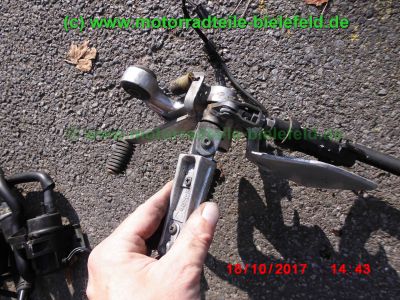 Yamaha_FZS600_Fazer_RJ02_rot_zerlegt_-_Ersatzteile_Teile_parts_spares_spare-parts_ricambi_repuestos_wie_FZ1_FZ6_FZR600R_YZF600R-205.jpg